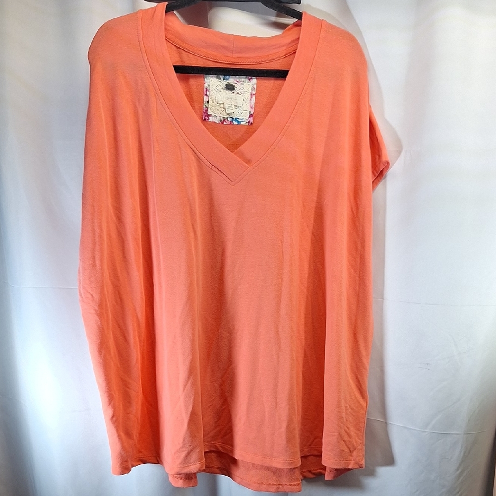 Cupio Cream Lace Top with Blue Accents